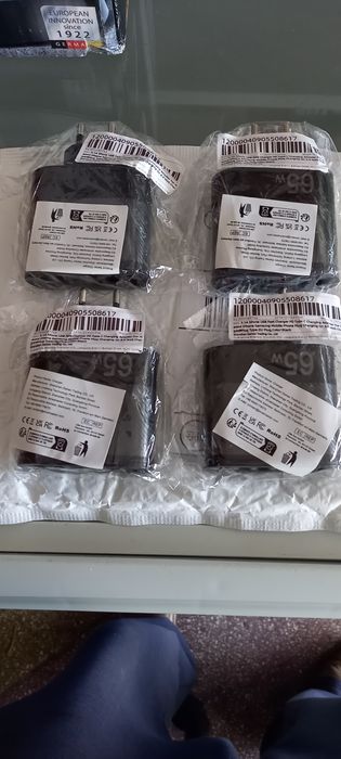 Incarcator Retea 6 Porturi LED , 65W Fast Charge, 1 x Type-C, 5 x USB