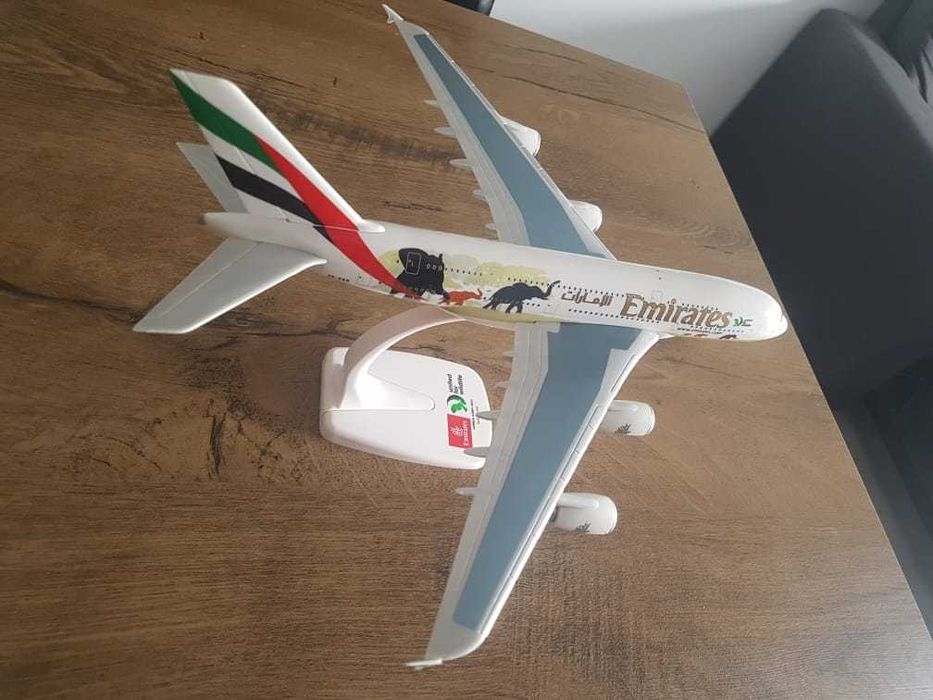 Macheta avion Emirates A380 Wildlife | Decoratie | Perfect pt cadou