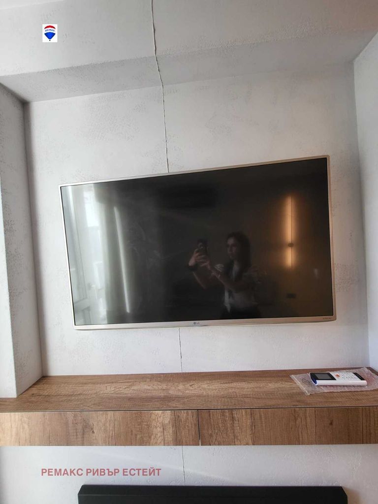 Дава се под наем Двустаен апартамент в Русе, Център - 65 кв.м за 663 € - Снимка #9