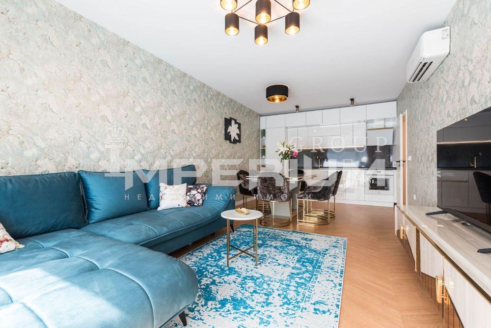 Дава се под наем Тристаен апартамент в Варна, Централна поща - 100 кв.м за 1000 € - Снимка #3