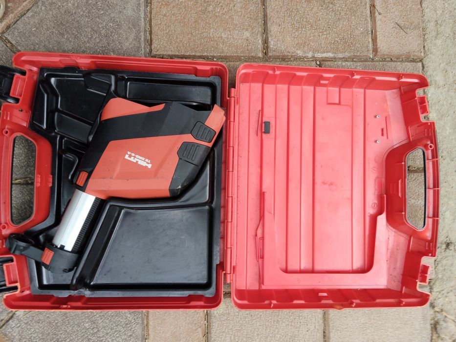 Aspirator HILTI  TE DRS-6-A că și nou