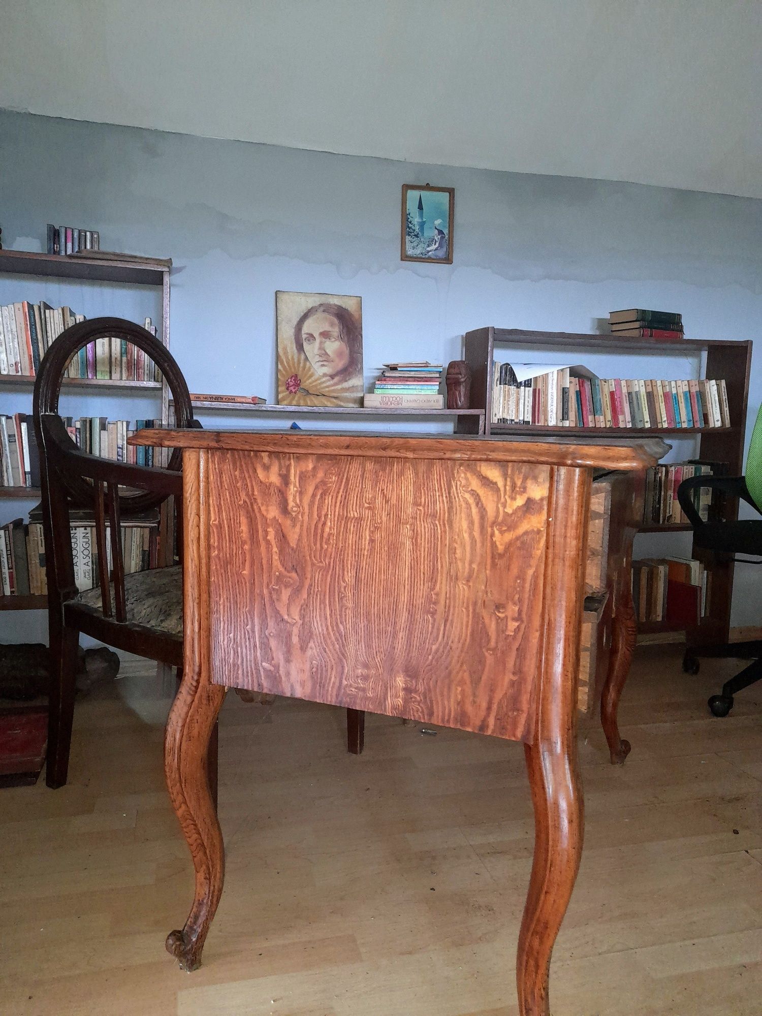 Birou antic Cehoslovacia anii ’20 – lemn masiv, stil baroc