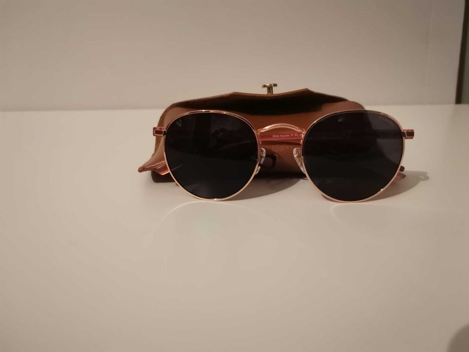 Ochelari de soare CREYESTAL, noi, cu toc si husa