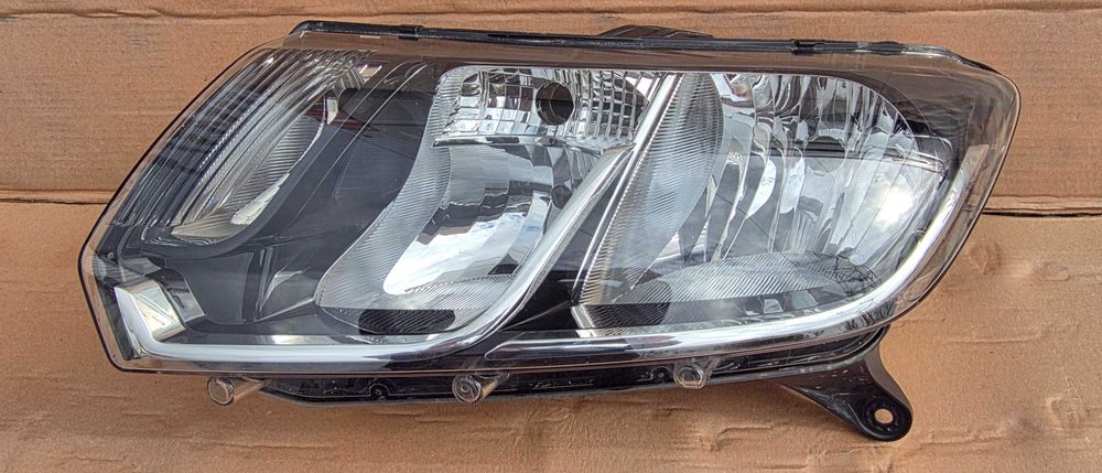 Far stanga Dacia Logan 2 Editia 10 ani 2015 / 2016