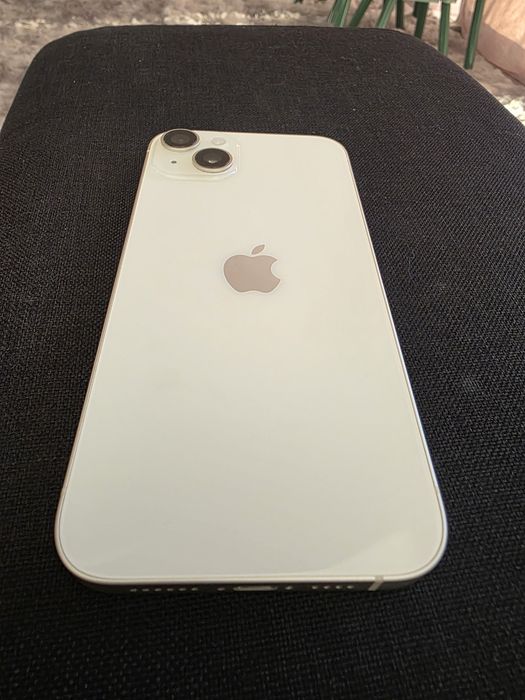 Set iPhone 14 Plus 128GB Alb + Apple Watch SE (2023) – stare excelentă