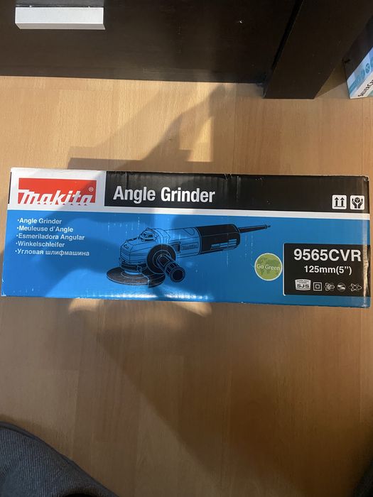 Polizor unghiular Makita 9565CVR