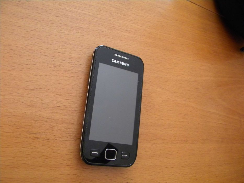 Стар телефон. SAMSUNG