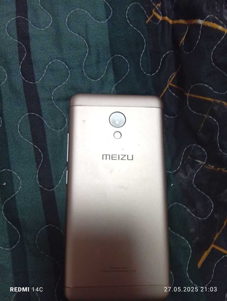 Телефон meizu в идеальном состоянии