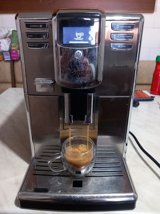 Vand espressor, aparat de cafea Saeco Incanto