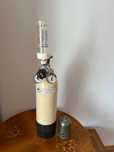 Tub oxigen cu reductor medical și umidificator 5L Linde
