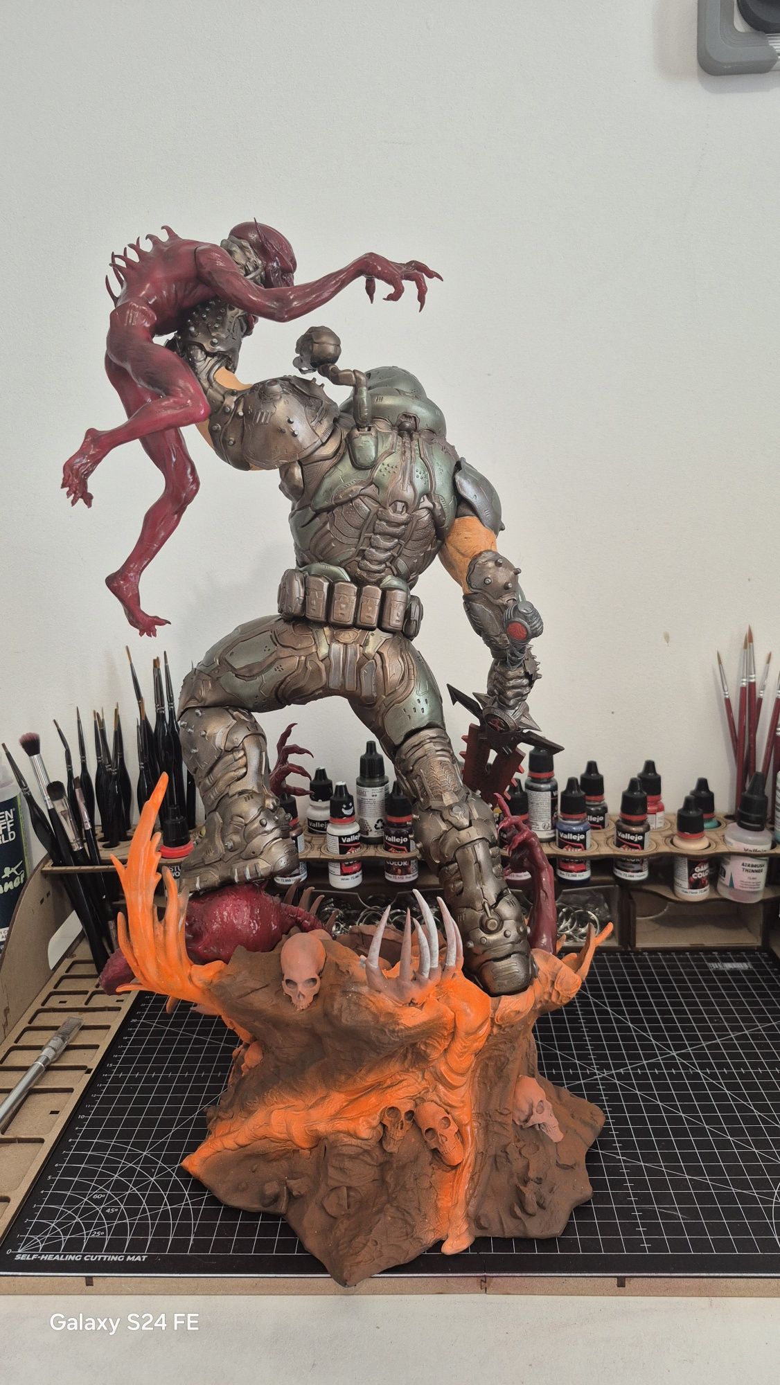 Macheta DOOM Figurina de 50 cm