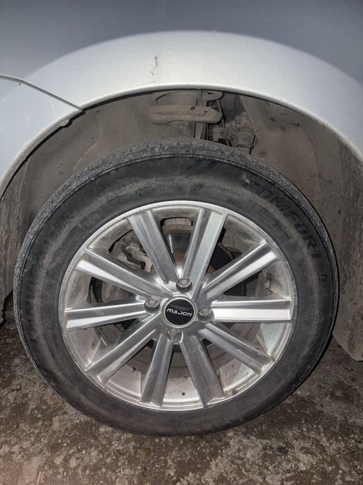 Продам камрики р15 с летней покрышкой