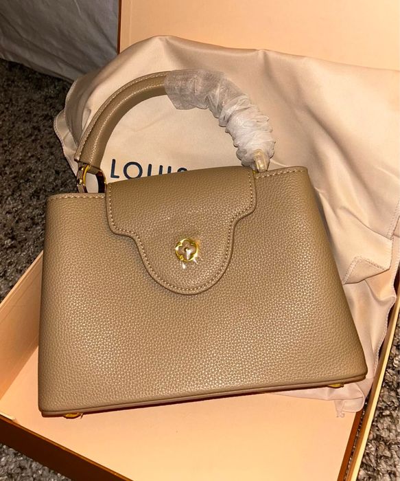 Geanta Louis Vuitton Capucines pe comanda piele naturala