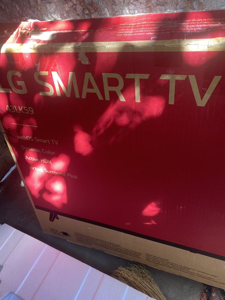 LG Smart телевизор новый