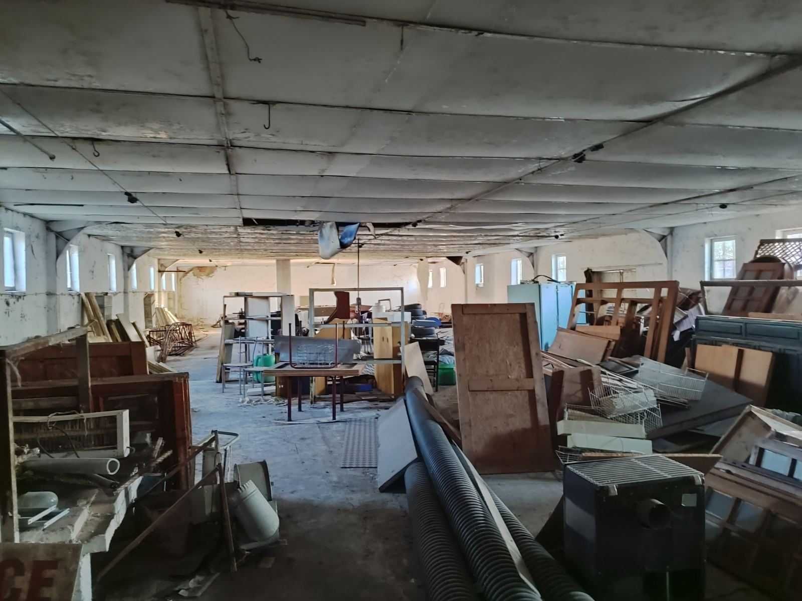 Промишлено помещение в Плачи Дол