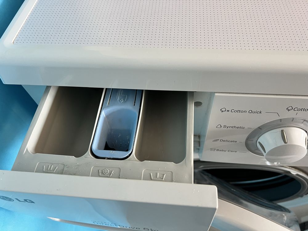 Пералня LG Direct Drive 5кг. Като нова!