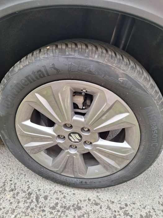 Anvelope All Season 215 55 r17 XL Continental Taurus