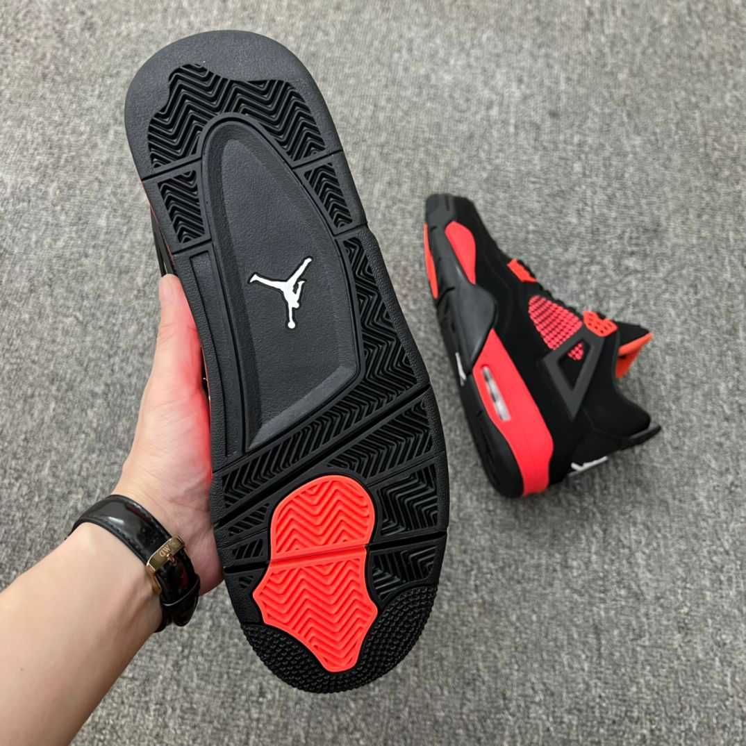 Jordan 4 Red Thunder - La reducere!