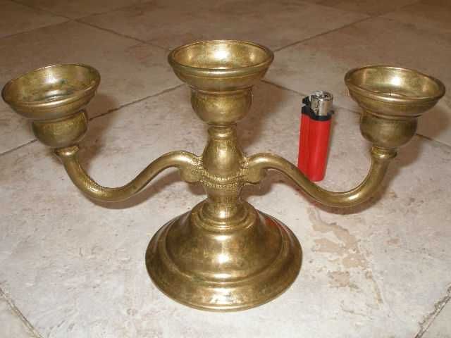 .Бронзов Свещник.