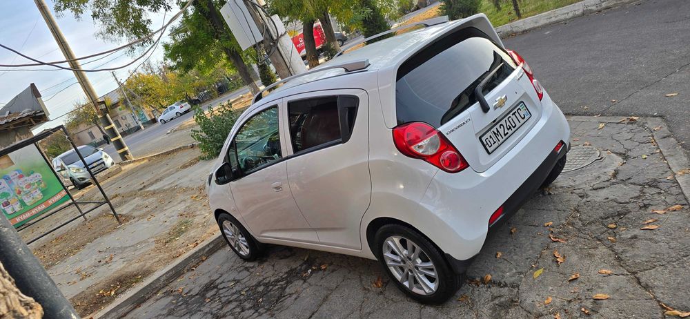 Spark 2017 avtomat ideal