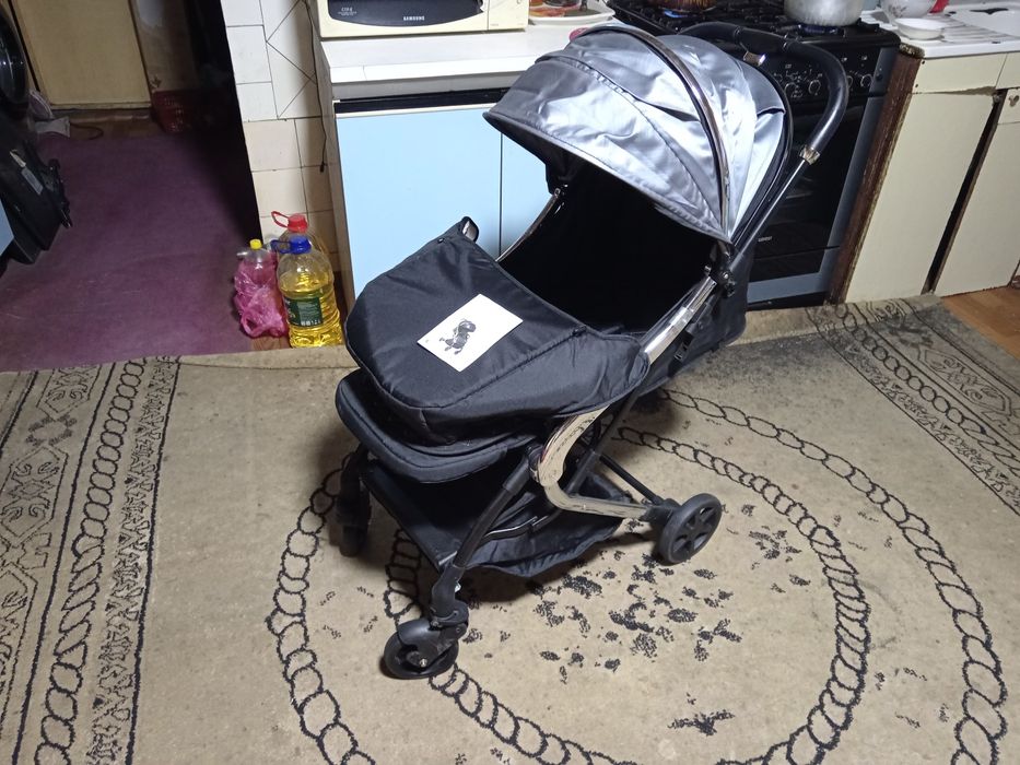 Продам коляску детскую