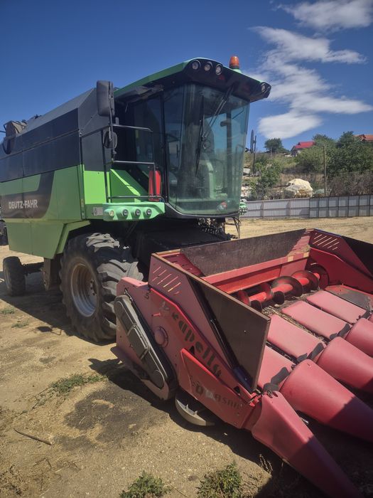 Vând combina deutz fahr 6040