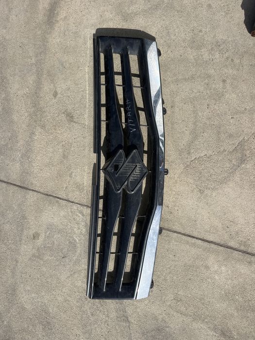 Решетка Suzuki Grand Vitara 2013-