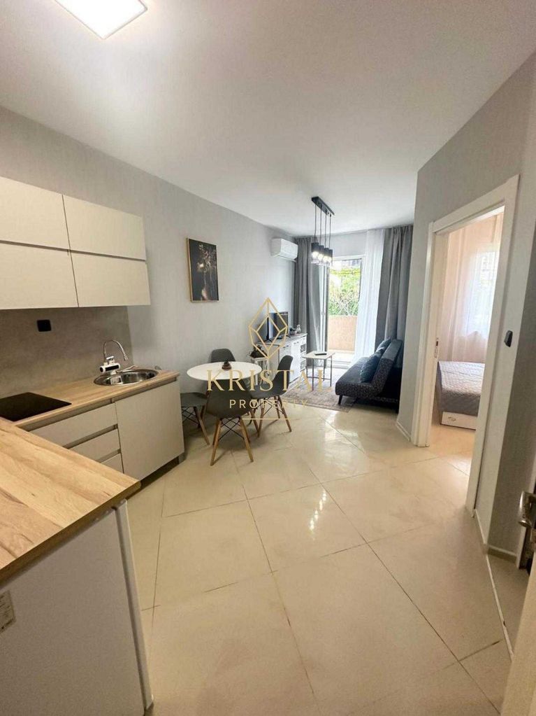 Продава се Двустаен апартамент в Свети Влас - 43 кв.м за 1605 €/кв.м - Снимка #1