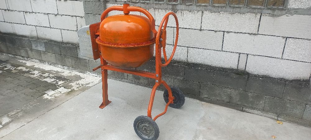 Vând betonieră Limex TYP 125 LS