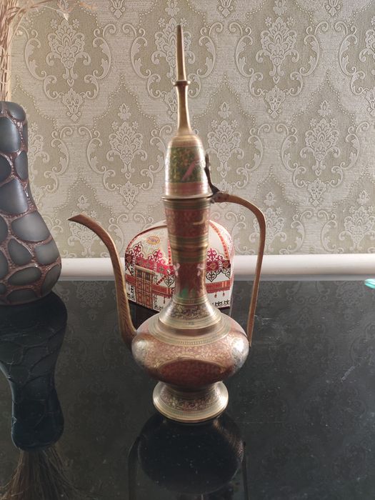 Продам кувшин бронза