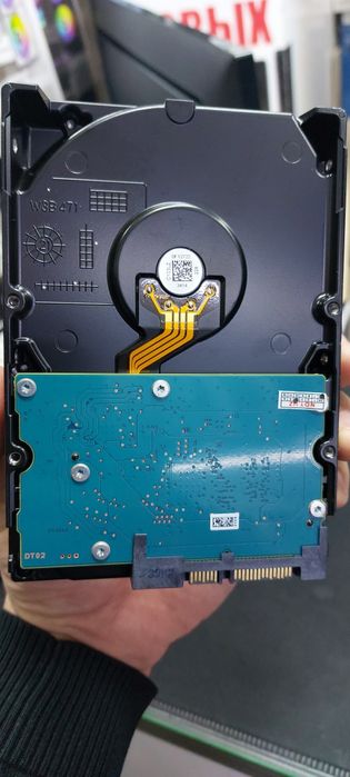 HDD Hikvision 4Tb новый