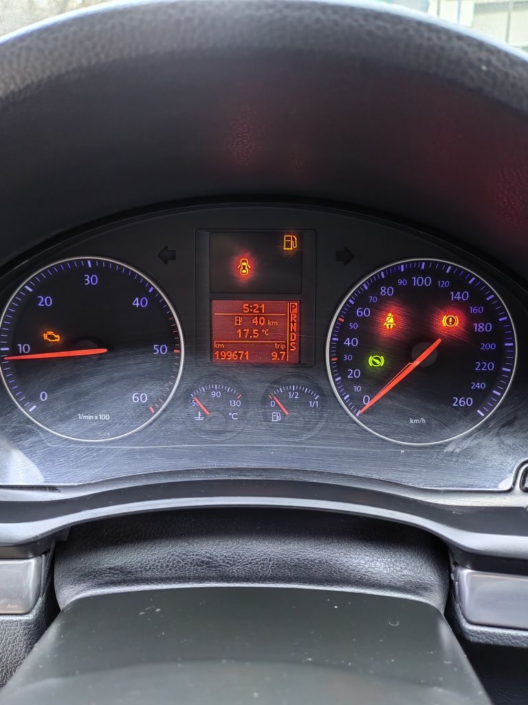 Голф 5 2.0 TDI DSG