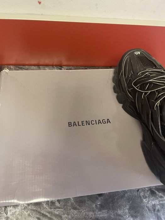 Balenciaga tracks black