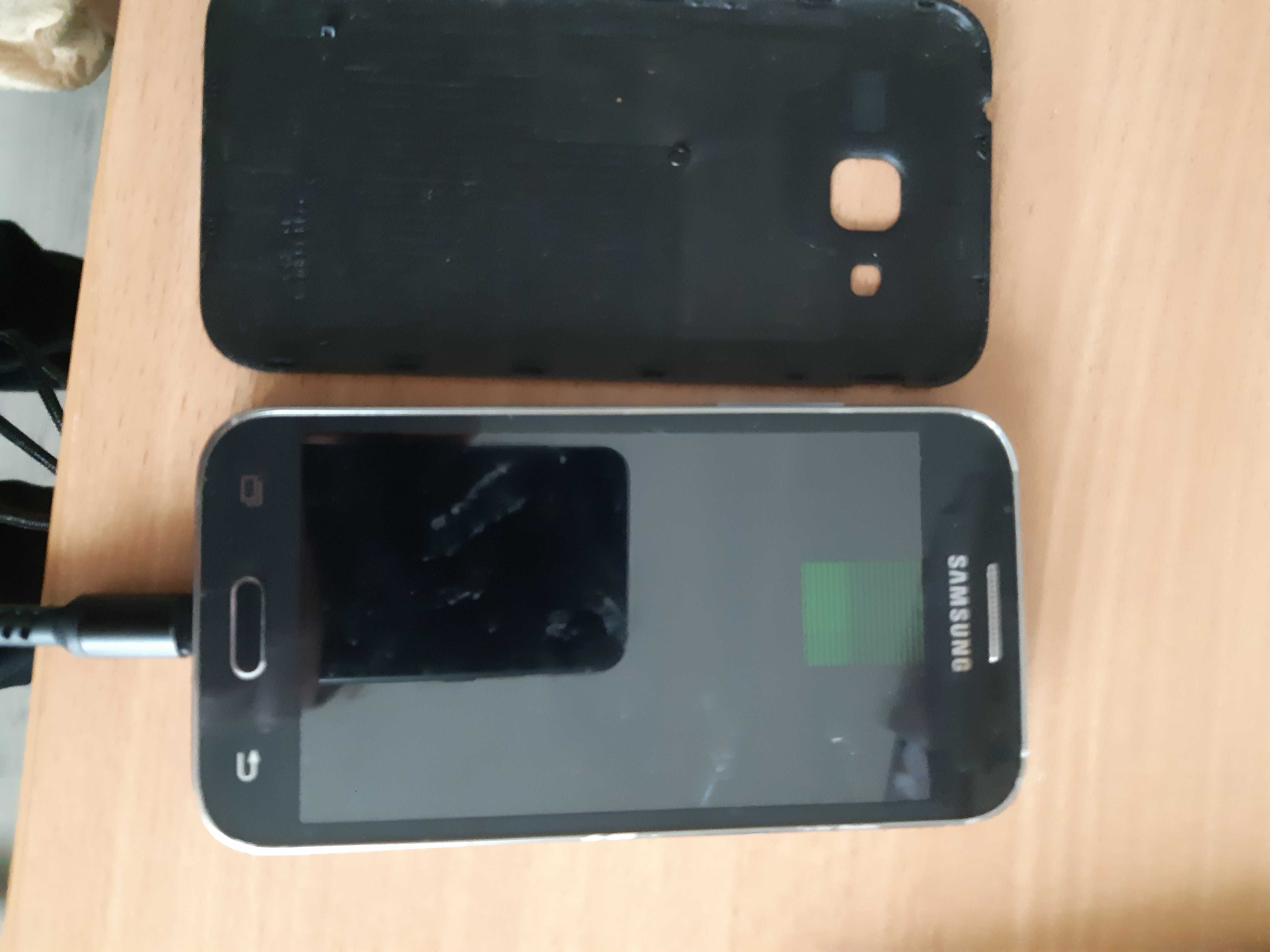 dezmembrez telefon Samsung pt piese