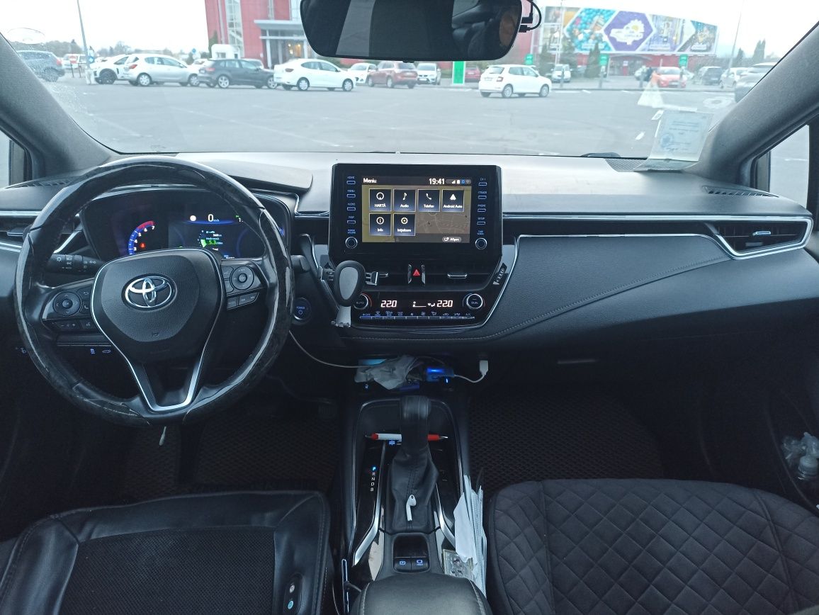 Toyota Corolla 1.8 Hybrid