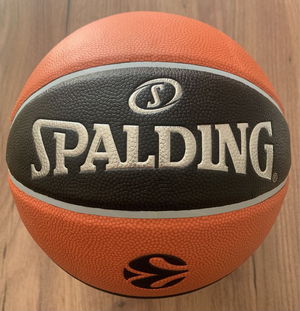 Оригинална баскетболна топка от Евролигата Spalding!!!