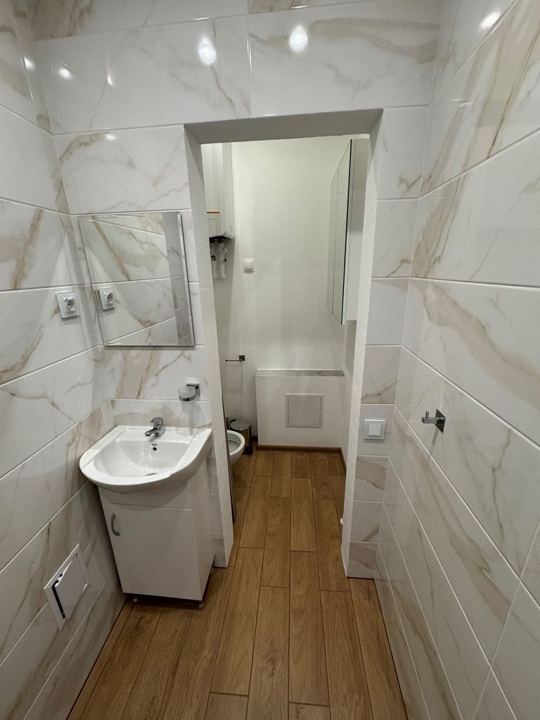 Продава се Тристаен апартамент в с. Бистрица, Област София-град - 129 кв.м за 2318 €/кв.м - Снимка #12