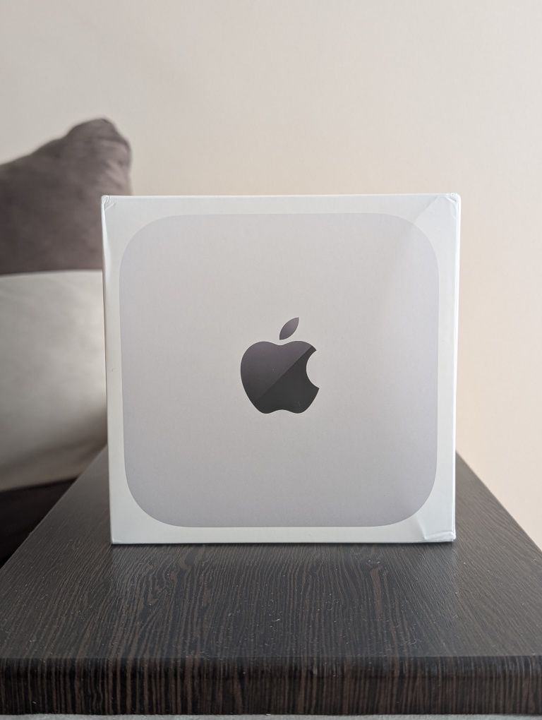 M4 Mac Mini (Неразопакован)
