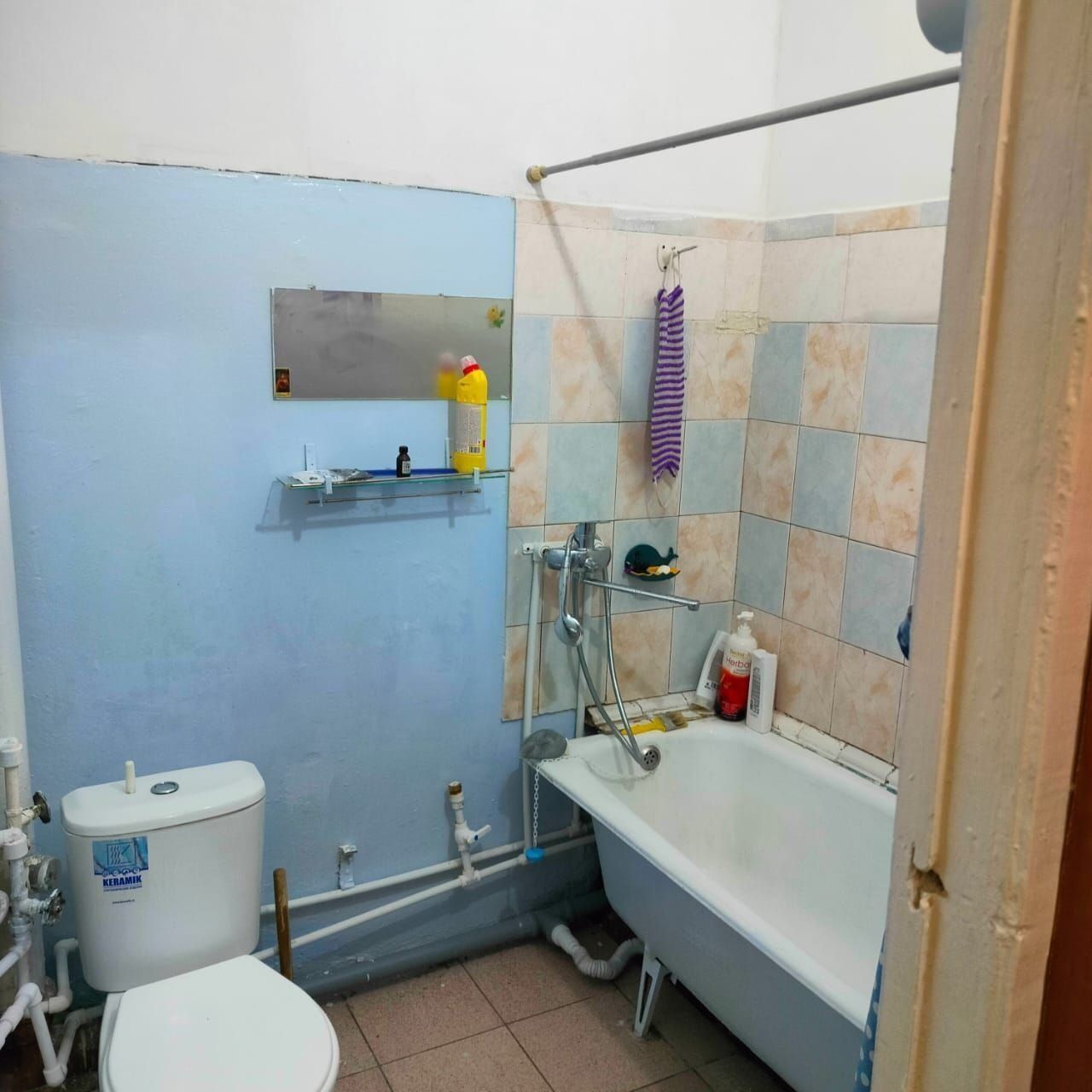 Продаётся квартира Спутник 15 1/1/5 балкон 1,5×6