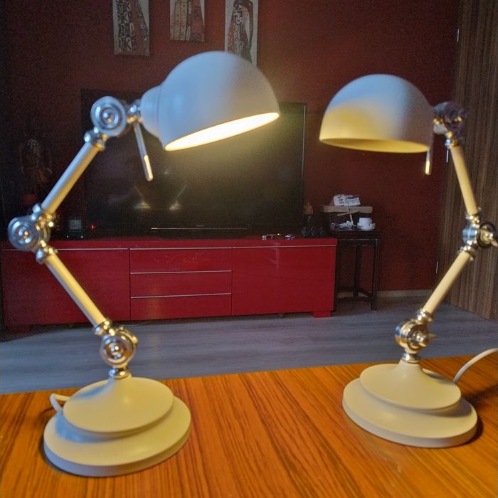 Настолна лампа Micasa