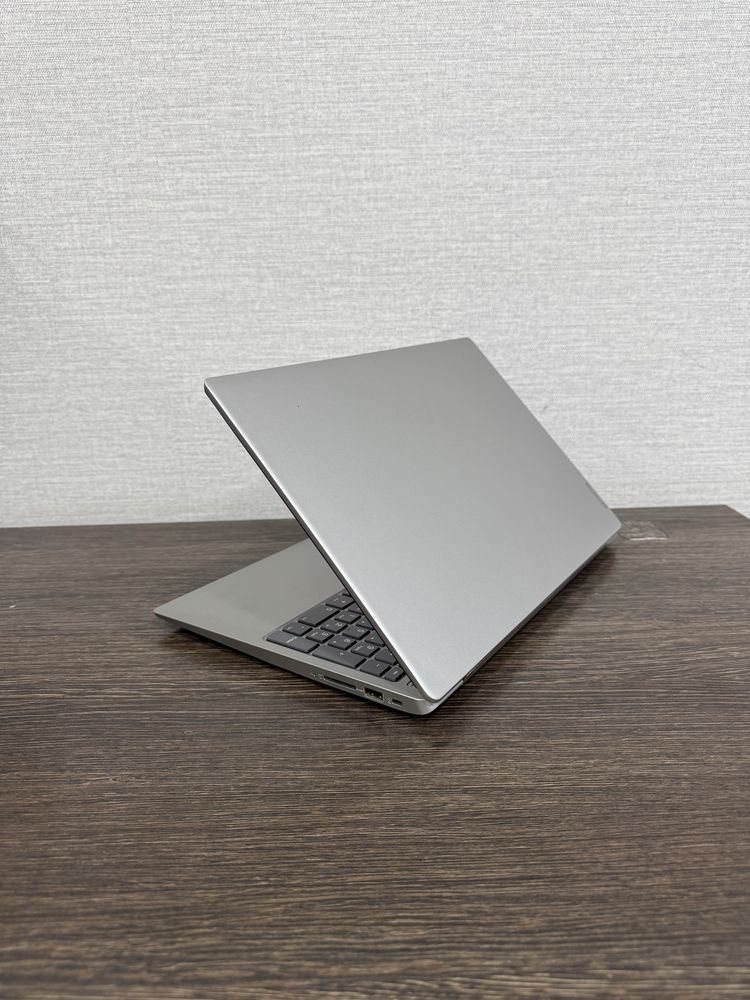 12-Го Поколения Lenovo Ideapad 330 Ryzen-5 (intel Core i7) 15.6 IPS!