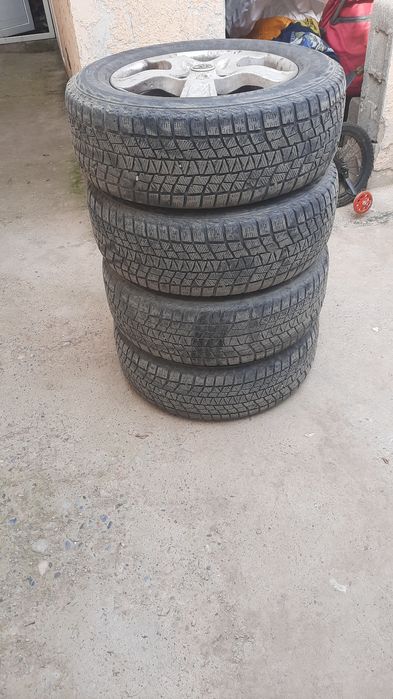 Шины зимние 225/65 R17