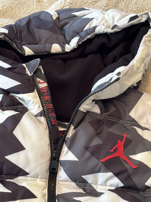 Юношеско яке Nike Jordan