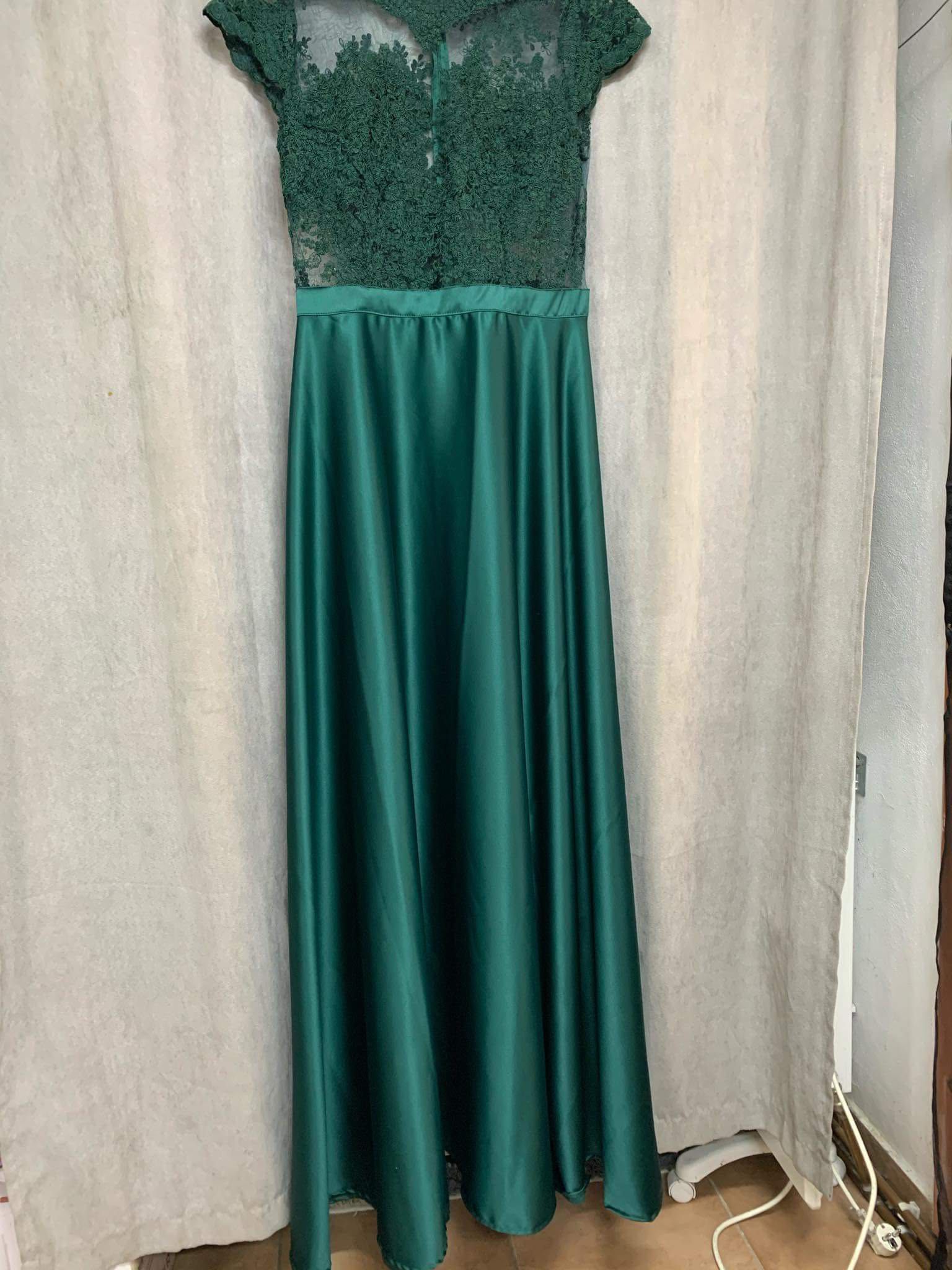 Rochie lunga verde smarald