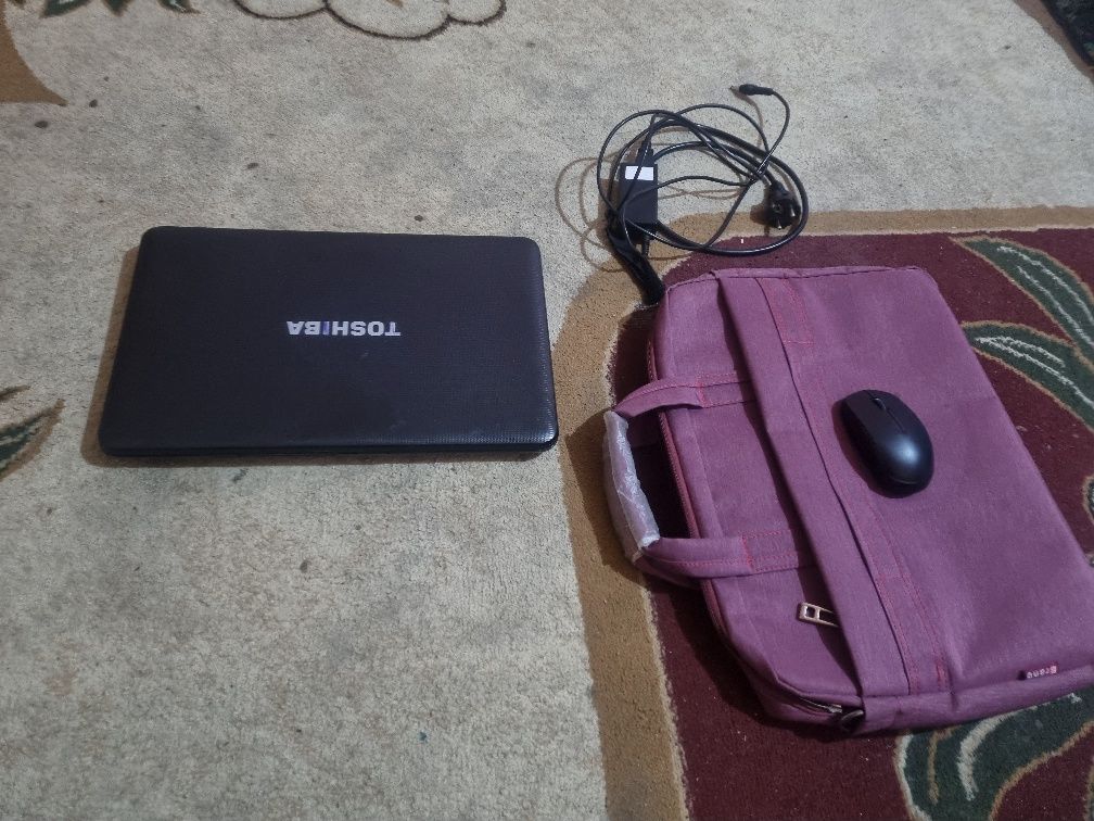 TOSHIBA novudbuk