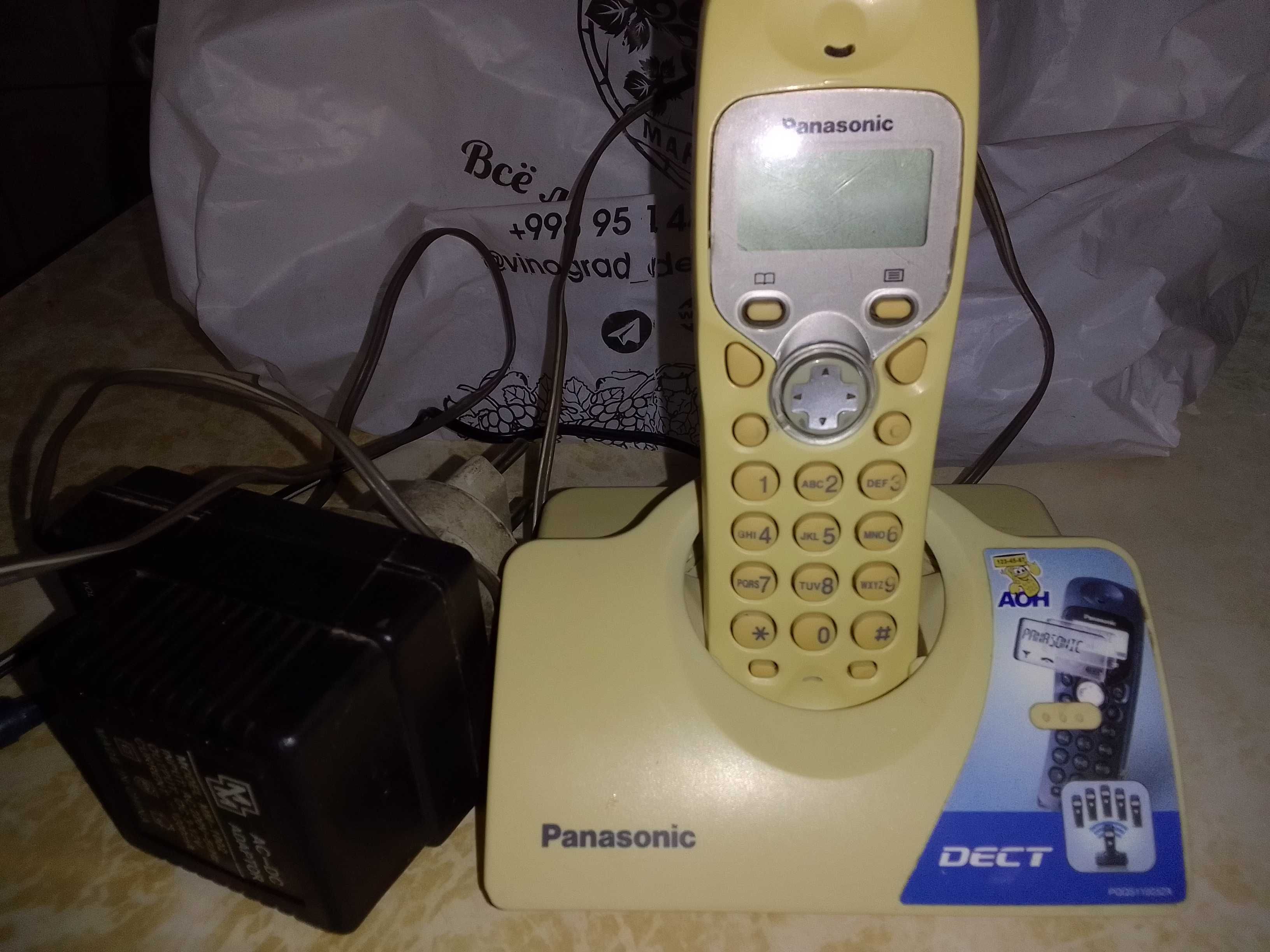 Tелефон Panasonic KX-TCD435