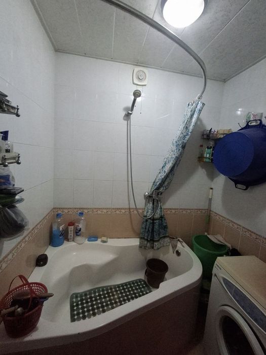 Продаётся 2 ком квартира без посредников.