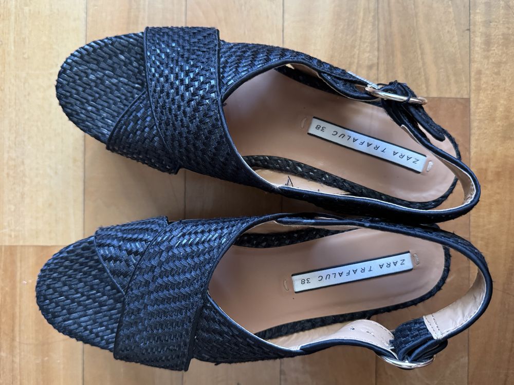 Нови сандали ZARA