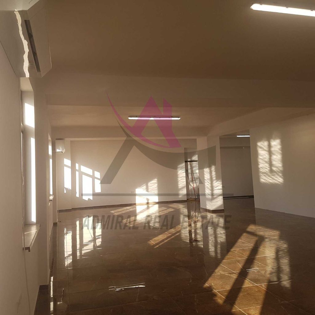 Дава се под наем Офис в Варна, Нептун - 150 кв.м за 625 € - Снимка #4