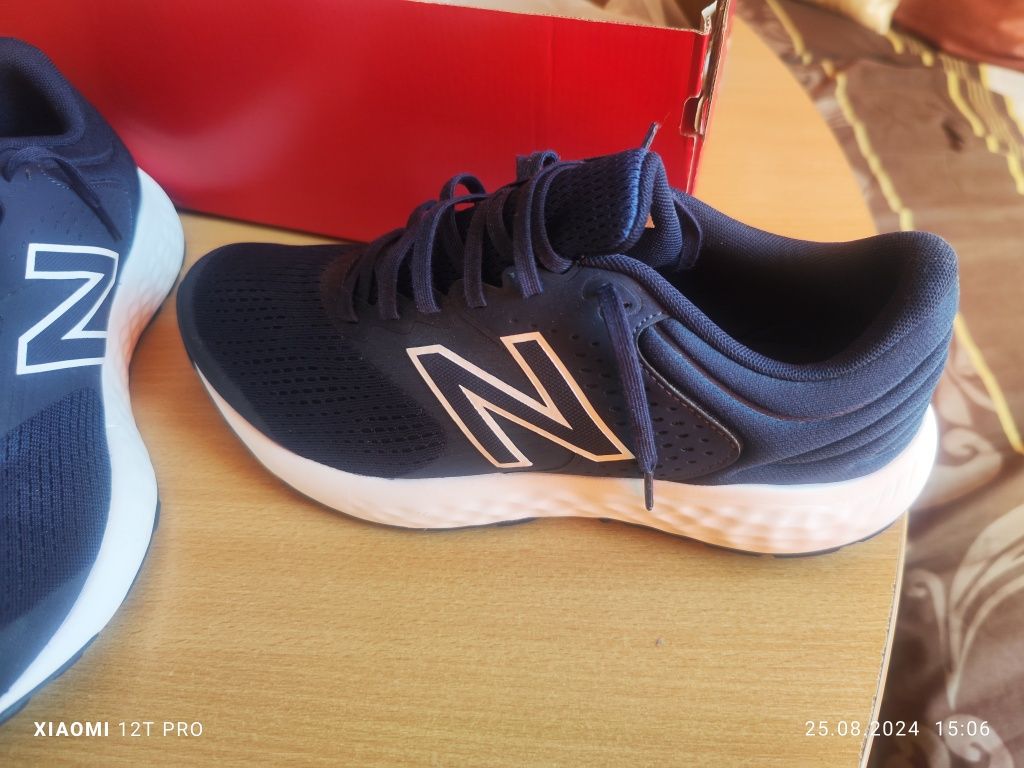 Предлагам маратонки  New balance  и Adidas